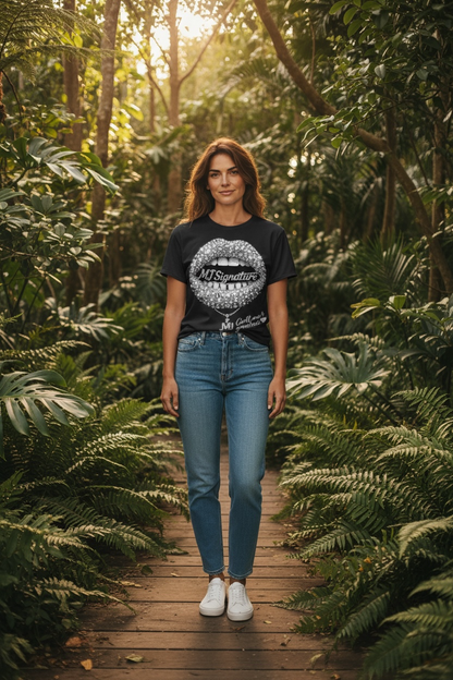 “Greatness” Diamond Lips Graphic T-Shirt – Black.