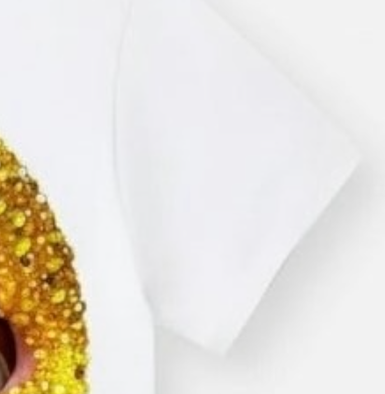 Golden Drip Lip Graphic T-Shirt/White.